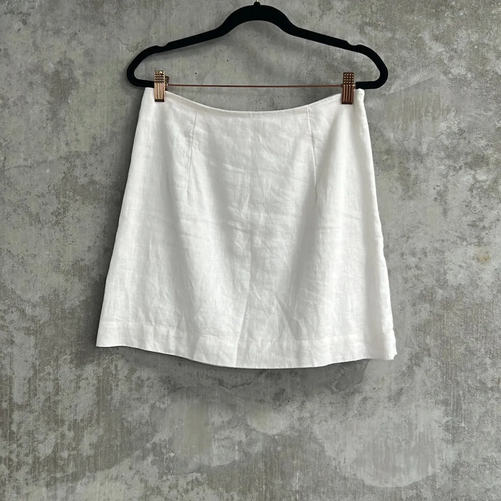 Assembly Label White Mini Skirt - Size 8