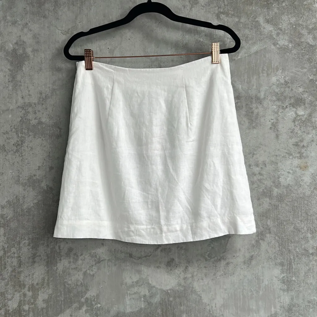 Assembly Label White Mini Skirt - Size 8