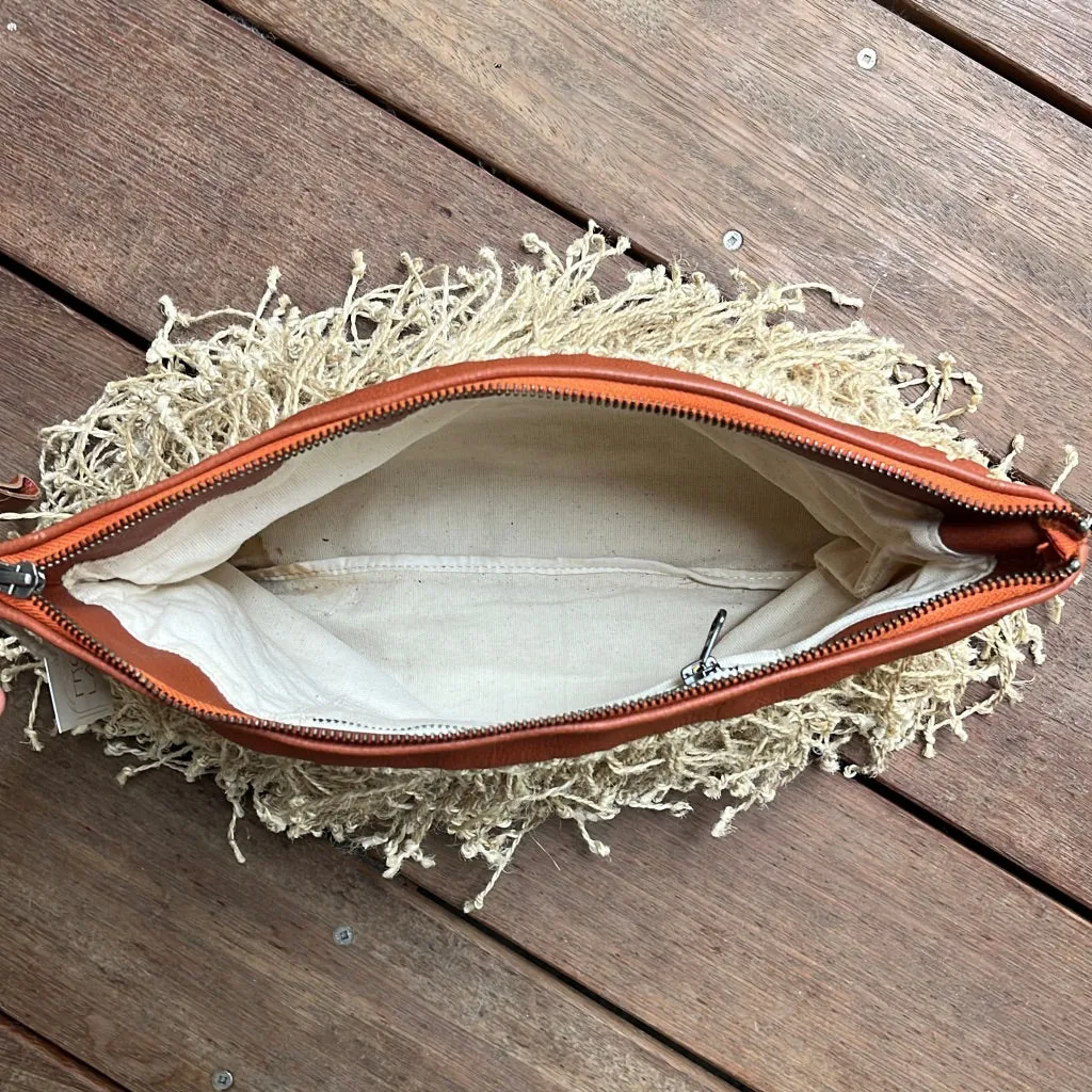 Dharma Door Clutch-