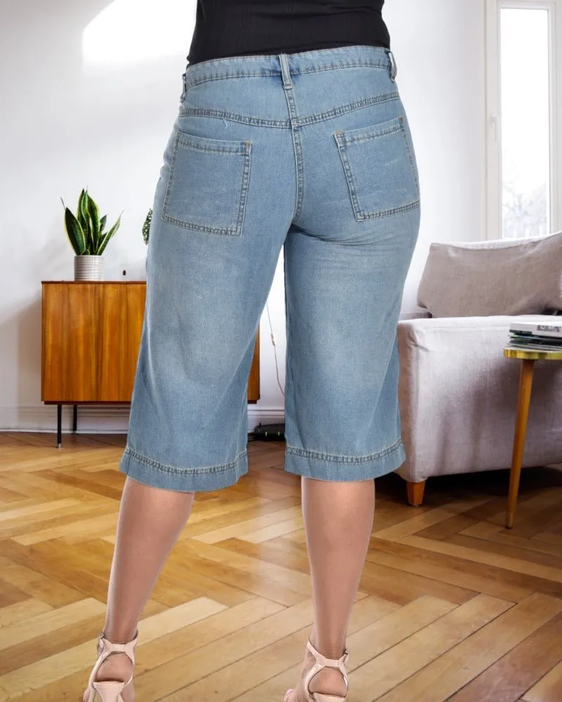 Ladies Light Denim Capris