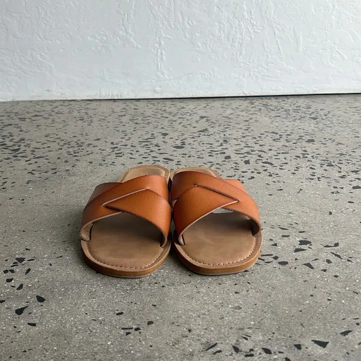 Roxy Tan Sandals - Size 38